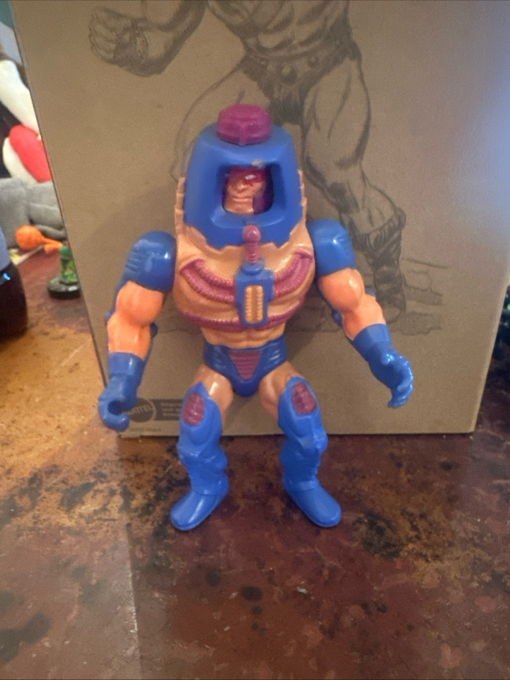 Motu - Picture 2 of 12